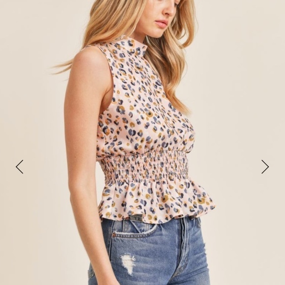 Anthropologie Sadie & Sage Blush Femme Feline Mock Neck Sleeveless Top - Size S - Picture 3 of 13